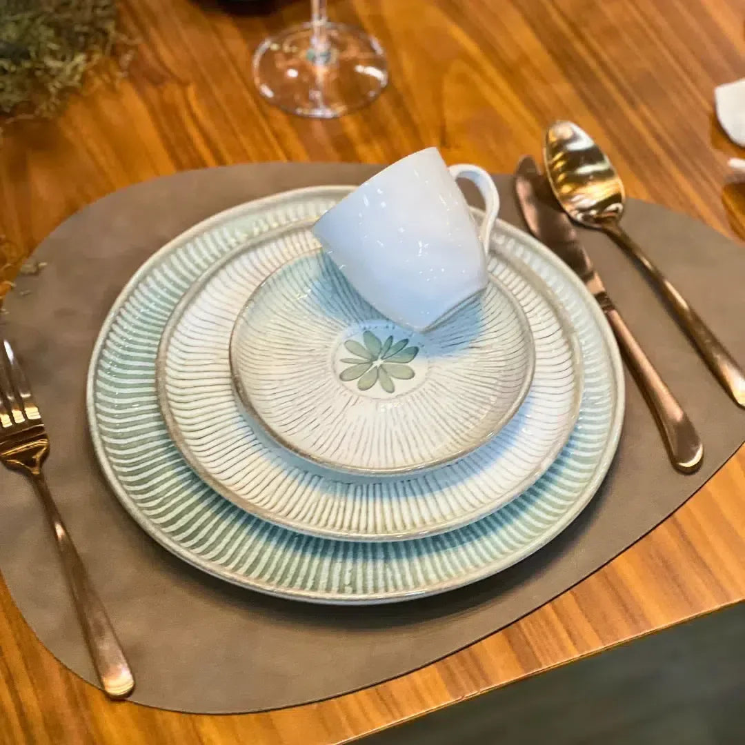 Aparelho de Jantar Verde Flor - Serve 06 pessoas